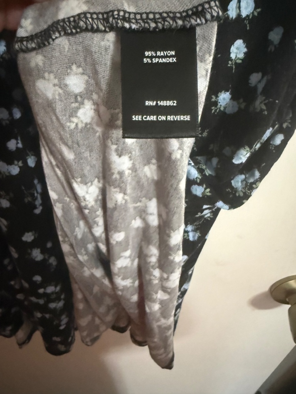 Torrid 2x Super Soft Skater Mini Dress floral EUC - Picture 7 of 8
